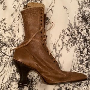 ONE Antique shoe, lace up